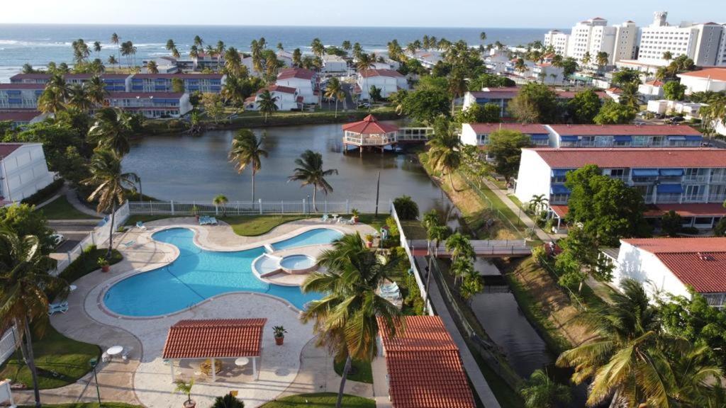 Villas De Playa 2 Dorado Esterno foto